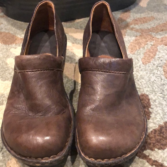 Born Clogs - Picture 4 of 5